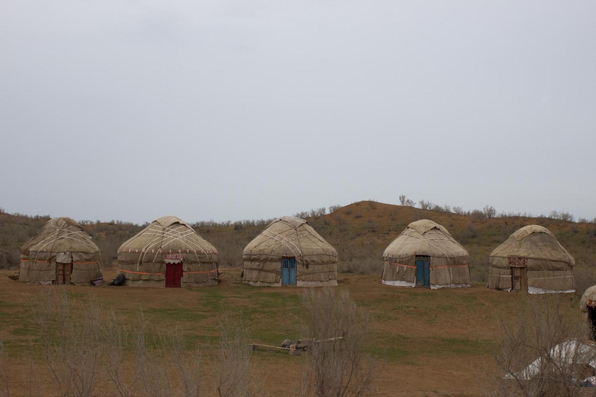 Hotel Kyzylkum Nights Camp & Family Yurt Nurota Exterior foto