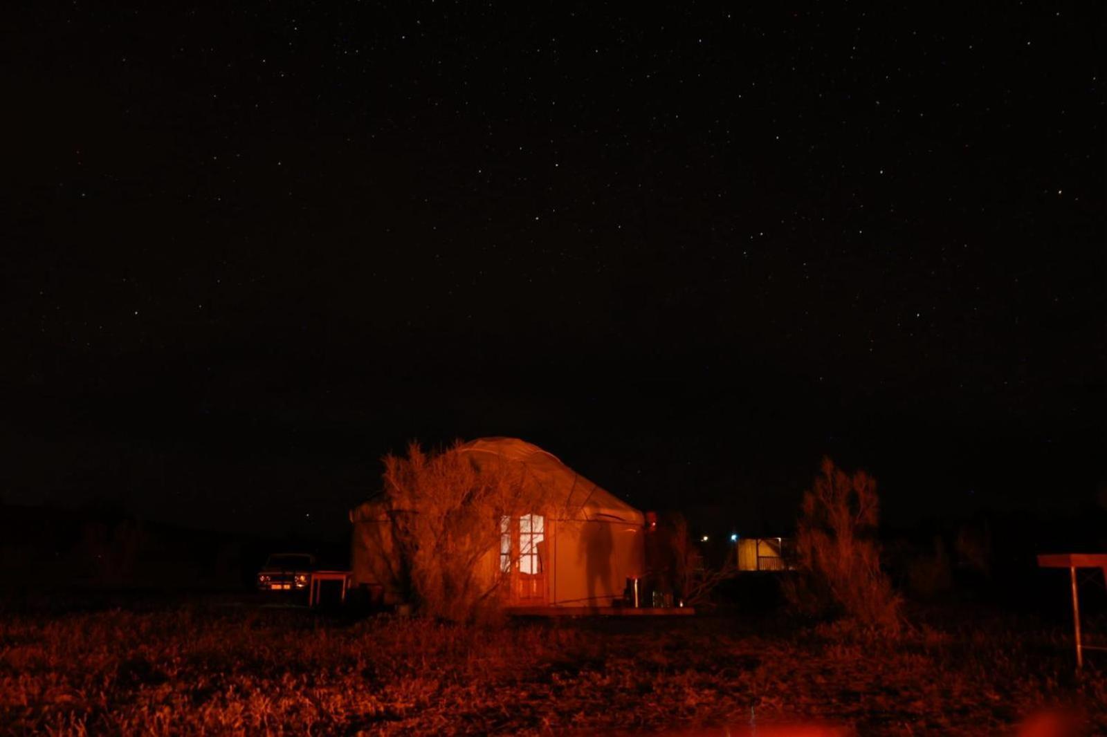 Hotel Kyzylkum Nights Camp & Family Yurt Nurota Exterior foto